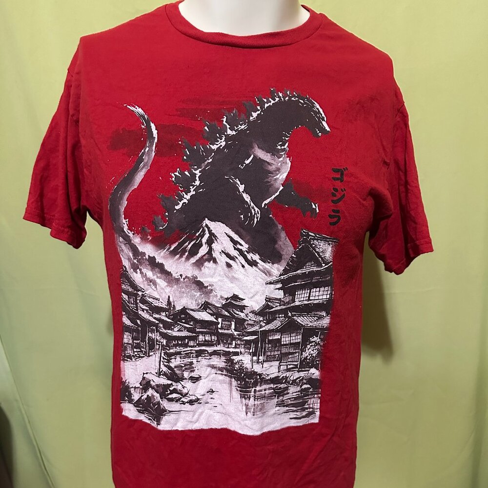 ❤️Retro Godzilla Red Godzilla Graphic Tee EUC